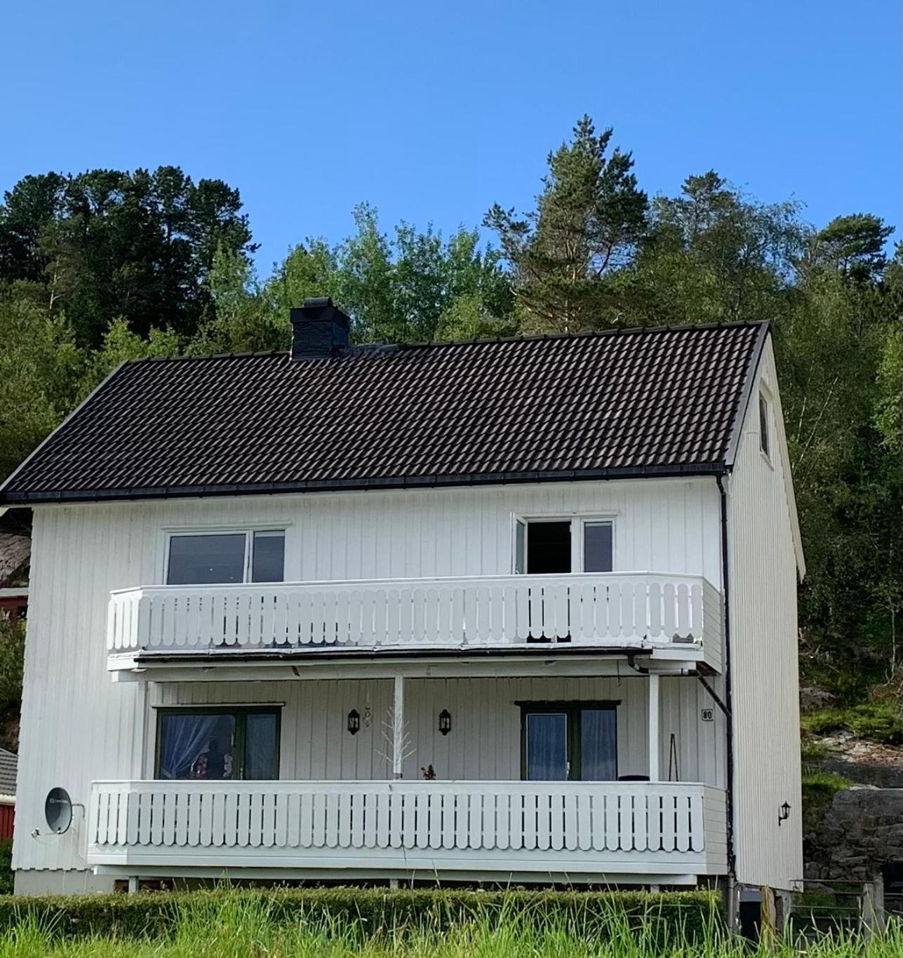 Appartamento Wake Up To A Beautiful View And Smell Of The Sea Kristiansund Esterno foto